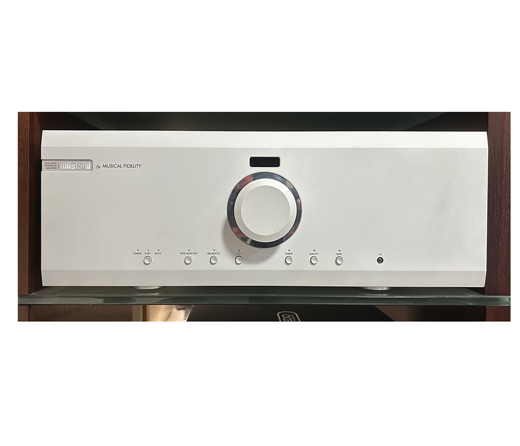 Amplificador integrado Musical Fidelity M6si500 plata