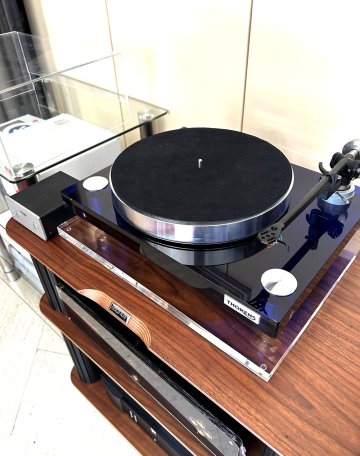 Giradiscos Thorens + brazo 